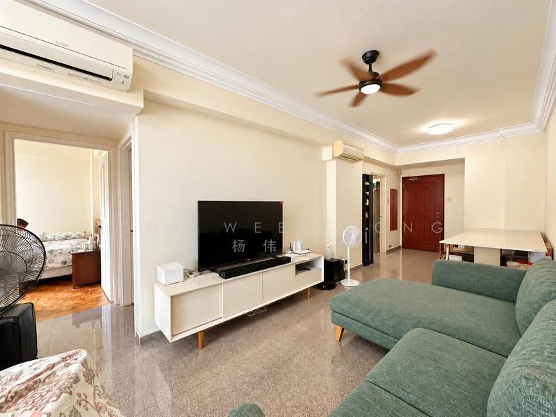 Kasturina Lodge, 20 Kay Poh Road, Tanglin / Holland / Bukit Timah, 2 Bedrooms, 753 sqft, Apartment For Sale, by Yong Wee Foong 杨伟锋, 500290325 - Living Room - PropertyGuru.com.sg