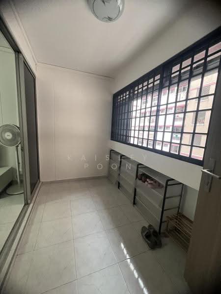 761 Choa Chu Kang North 5, 761 Choa Chu Kang North 5, Dairy Farm / Bukit Panjang / Choa Chu Kang, 4 Bedrooms, 1,378 sqft, HDB Flat For Rent, by Kaisley Poon, 500290337 - Balcony - PropertyGuru.com.sg