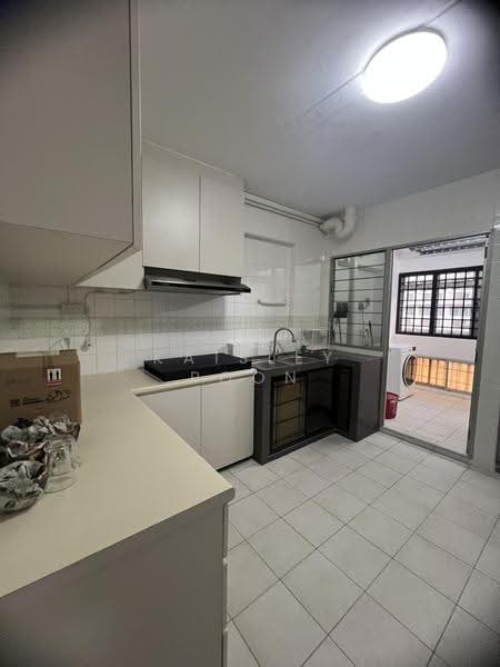 761 Choa Chu Kang North 5, 761 Choa Chu Kang North 5, Dairy Farm / Bukit Panjang / Choa Chu Kang, 4 Bedrooms, 1,378 sqft, HDB Flat For Rent, by Kaisley Poon, 500290337 - Kitchen - PropertyGuru.com.sg