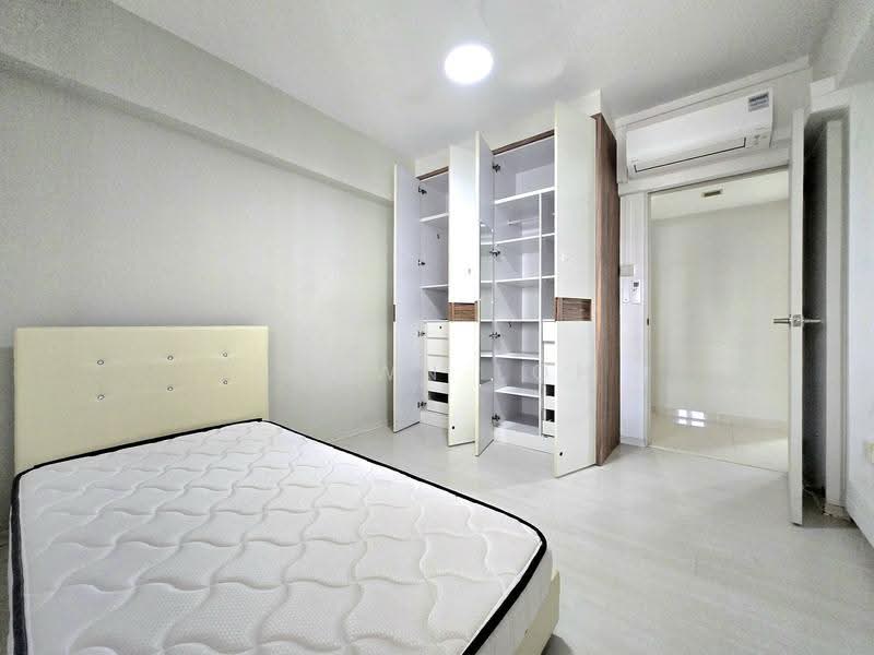 314 Serangoon Avenue 2, 314 Serangoon Avenue 2, Hougang / Punggol / Sengkang, 2 Bedrooms, 1,001 sqft, HDB Flat For Rent, by Shawn Loh, 500290338 - Bedroom - PropertyGuru.com.sg