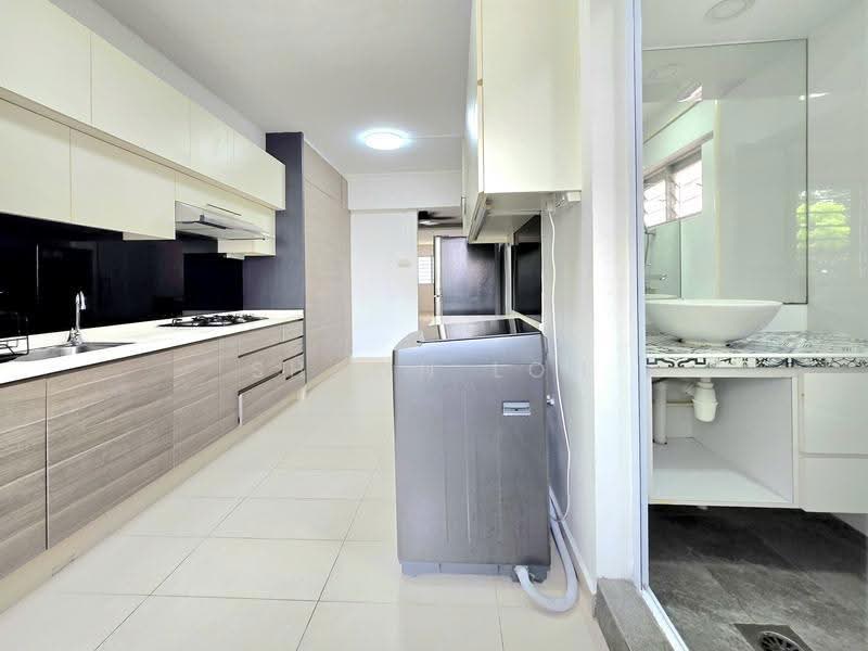 314 Serangoon Avenue 2, 314 Serangoon Avenue 2, Hougang / Punggol / Sengkang, 2 Bedrooms, 1,001 sqft, HDB Flat For Rent, by Shawn Loh, 500290338 - Kitchen - PropertyGuru.com.sg