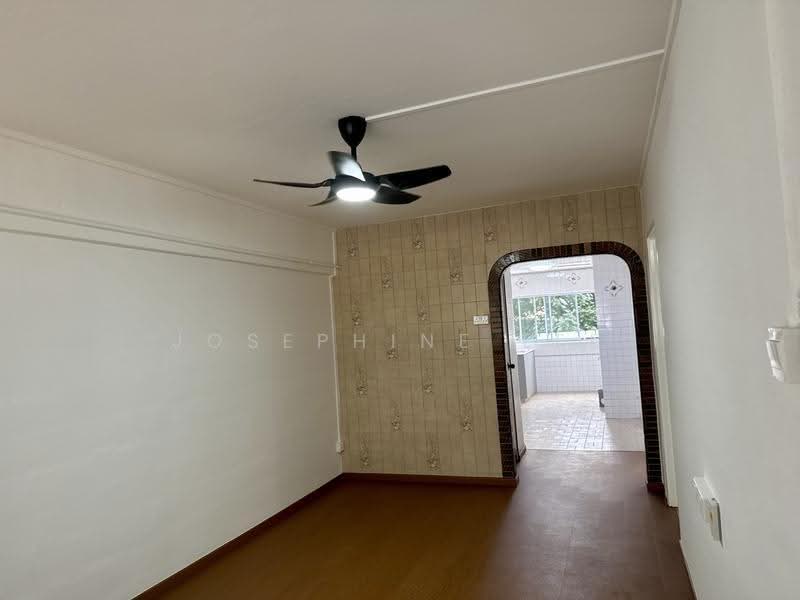 58 Dakota Crescent, 58 Dakota Crescent, Eunos / Geylang / Paya Lebar, 2 Bedrooms, 796 sqft, HDB Flat For Rent, by Josephine Lee, 500290342 - Living Room - PropertyGuru.com.sg
