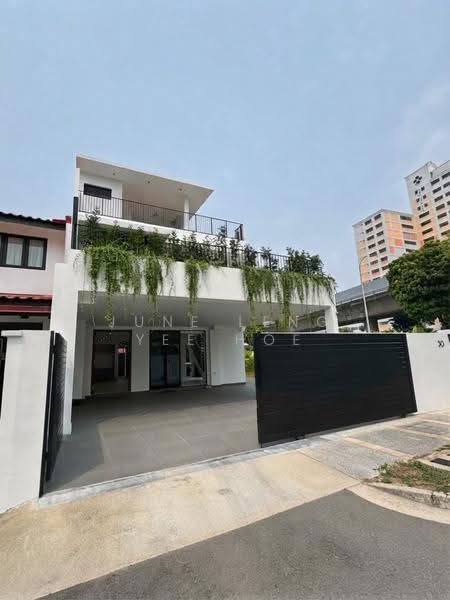 Opera Estate, JALAN TERANG BULAN, Bedok / Upper East Coast, 6 Bedrooms, 3,195 sqft, Corner Terrace For Sale, by June Leng Yee Hoe, 500290347 - Exterior - PropertyGuru.com.sg
