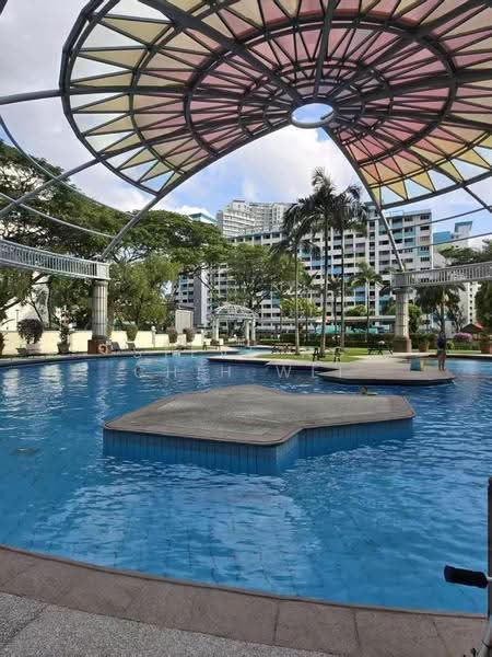 Oleander Towers, 911 Lorong 1 Toa Payoh, Balestier / Toa Payoh, Room Rental, 250 sqft, Apartment For Rent, by Steve Ng Chih Wei, 500290352 - Pool - PropertyGuru.com.sg