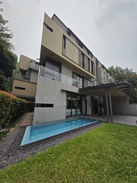 Villas @ Greenbank Park, 50 Greenbank Park, Clementi Park / Upper Bukit Timah, 6 Bedrooms, 5,446 sqft, Semi-Detached House For Sale, by Ong Kong Joo, 500290355 - Exterior - PropertyGuru.com.sg