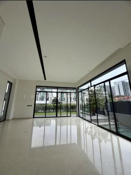 Bournemouth road, Goodman, East Coast, Marine Parade, East Coast / Marine Parade, 6 Bedrooms, 8,826 sqft, Bungalow House For Sale, by Frances Lim, 500290356 - Living Room - PropertyGuru.com.sg