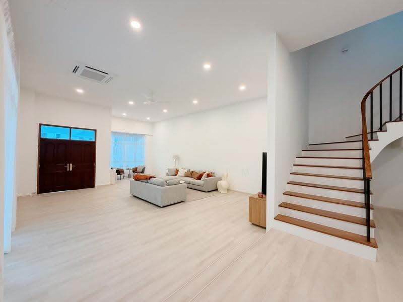 District 15 Newly Renovated Semi-D for Rent, East Coast / Marine Parade, 5 Bedrooms, 5,570 sqft, Semi-Detached House For Rent, by Jax Lim, 500290357 - PropertyGuru.com.sg