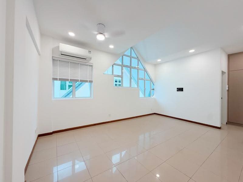 District 15 Newly Renovated Semi-D for Rent, East Coast / Marine Parade, 5 Bedrooms, 5,570 sqft, Semi-Detached House For Rent, by Jax Lim, 500290357 - PropertyGuru.com.sg