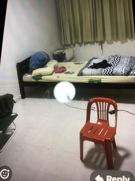 114 Lorong 3 Geylang, 114 Lorong 3 Geylang, Eunos / Geylang / Paya Lebar, Room Rental, 130 sqft, HDB Flat For Rent, by Lyn Tiew, 500290360 - Bedroom - PropertyGuru.com.sg