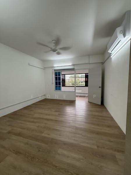 Serangoon Garden Way, Serangoon Garden Estate 559971, Hougang / Punggol / Sengkang, 1,400 sqft, Other Retail For Rent, by Evone Yap, 500290375 - Interior - CommercialGuru.com.sg