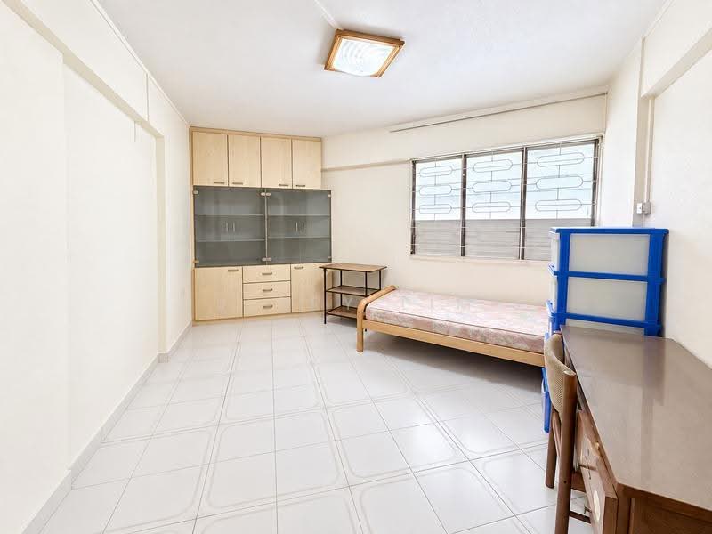 223 Serangoon Avenue 4, 223 Serangoon Avenue 4, Hougang / Punggol / Sengkang, 3 Bedrooms, 1,033 sqft, HDB Flat For Sale, by Jerry Lim, 500290381 - Bedroom - PropertyGuru.com.sg