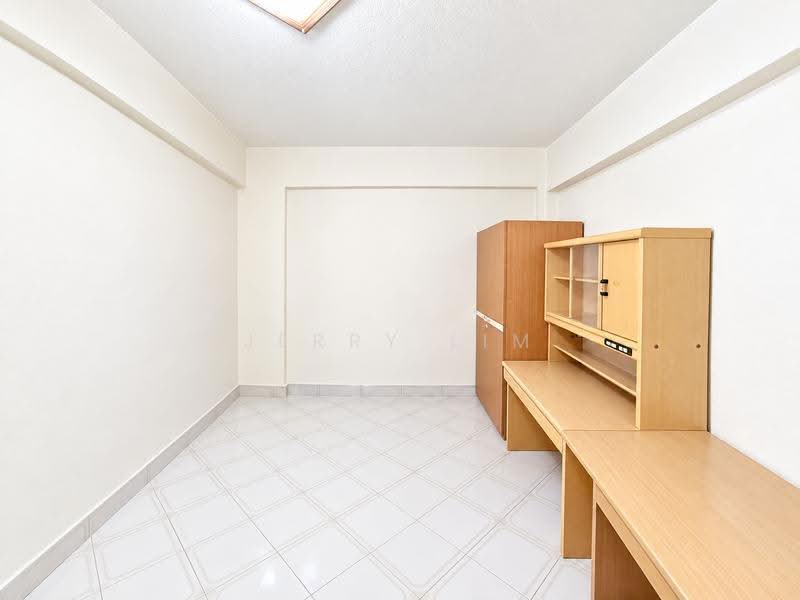 223 Serangoon Avenue 4, 223 Serangoon Avenue 4, Hougang / Punggol / Sengkang, 3 Bedrooms, 1,033 sqft, HDB Flat For Sale, by Jerry Lim, 500290381 - Study - PropertyGuru.com.sg