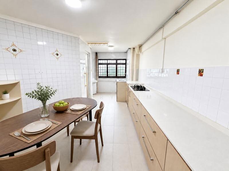 223 Serangoon Avenue 4, 223 Serangoon Avenue 4, Hougang / Punggol / Sengkang, 3 Bedrooms, 1,033 sqft, HDB Flat For Sale, by Jerry Lim, 500290381 - Kitchen - PropertyGuru.com.sg