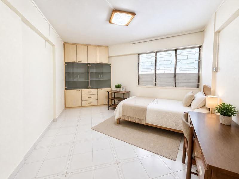 223 Serangoon Avenue 4, 223 Serangoon Avenue 4, Hougang / Punggol / Sengkang, 3 Bedrooms, 1,033 sqft, HDB Flat For Sale, by Jerry Lim, 500290381 - Bedroom - PropertyGuru.com.sg