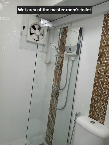 462 Clementi Avenue 3, 462 Clementi Avenue 3, Buona Vista / West Coast / Clementi New Town, 3 Bedrooms, 969 sqft, HDB Flat For Sale, by James Chang, 500290388 - Bathroom - PropertyGuru.com.sg