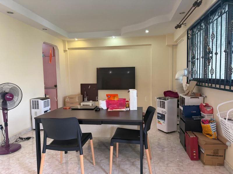 138 Simei Street 1, 138 Simei Street 1, Pasir Ris / Tampines, 3 Bedrooms, 947 sqft, HDB Flat For Sale, by Valerie Heng, 500290392 - Living Room - PropertyGuru.com.sg
