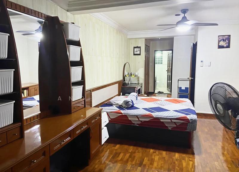 Meragi Close, Jalan Pelatok, Meragi Road, Upper Changi road, Bedok / Upper East Coast, 7 Bedrooms, 3,750 sqft, Terraced House For Sale, by Andrew Chua, 500290407 - Bedroom - PropertyGuru.com.sg