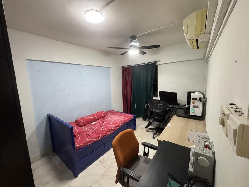 162 Bukit Batok Street 11, 162 Bukit Batok Street 11, Dairy Farm / Bukit Panjang / Choa Chu Kang, 3 Bedrooms, 1,119 sqft, HDB Flat For Sale, by Lucy Tan Loo Sie, 500290422 - Study - PropertyGuru.com.sg
