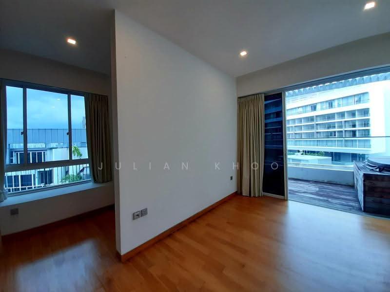 The Peak @ Cairnhill II, 61 Cairnhill Circle, Orchard / River Valley, 2 Bedrooms, 1,884 sqft, Apartment For Rent, by Julian Khoo, 500290431 - Living Room - PropertyGuru.com.sg
