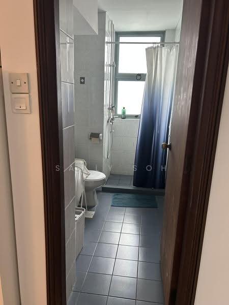 Astor Green, 7 Pine Grove, Clementi Park / Upper Bukit Timah, 2 Bedrooms, 1,088 sqft, Condominium For Rent, by Sally Soh, 500290432 - Common Bathroom - PropertyGuru.com.sg