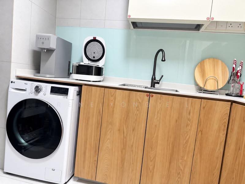 965A Tampines Street 96, 965A Tampines Street 96, Pasir Ris / Tampines, Room Rental, 107 sqft, HDB Flat For Rent, by Irene Yong E L, 500290434 - Kitchen - PropertyGuru.com.sg