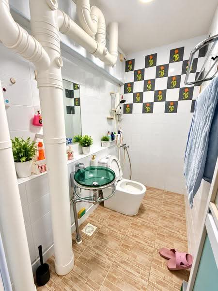 605 Senja Road, 605 Senja Road, Dairy Farm / Bukit Panjang / Choa Chu Kang, 3 Bedrooms, 1,292 sqft, HDB Flat For Sale, by Andy Law, 500290438 - Bathroom - PropertyGuru.com.sg