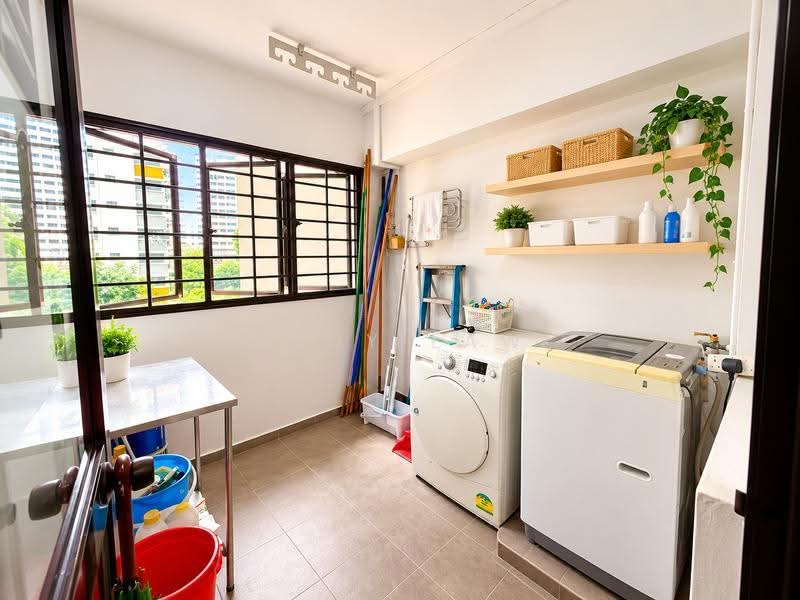 605 Senja Road, 605 Senja Road, Dairy Farm / Bukit Panjang / Choa Chu Kang, 3 Bedrooms, 1,292 sqft, HDB Flat For Sale, by Andy Law, 500290438 - Balcony - PropertyGuru.com.sg