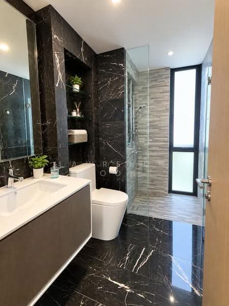 J Gateway, Boon Lay / Jurong / Tuas, 3 Bedrooms, 893 sqft, Condominium For Rent, by Lawrence Loon, 500290445 - Bathroom - PropertyGuru.com.sg