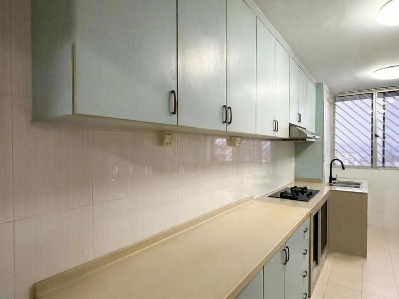 606 Hougang Avenue 4, 606 Hougang Avenue 4, Hougang / Punggol / Sengkang, 3 Bedrooms, 904 sqft, HDB Flat For Sale, by Jin Aizhen, 500290449 - Kitchen - PropertyGuru.com.sg