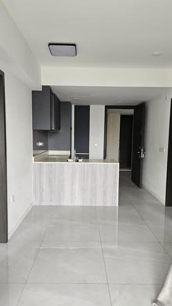 Riverfront Residences, 43 Hougang Avenue 7, Hougang / Punggol / Sengkang, 2 Bedrooms, 614 sqft, Condominium For Rent, by Susan Yong, 500290450 - Kitchen - PropertyGuru.com.sg