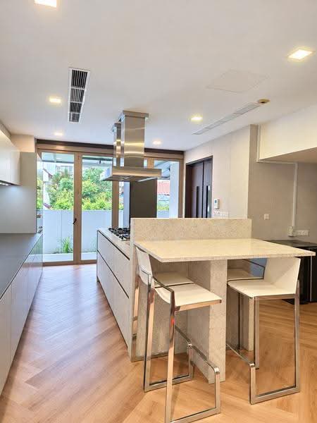 Bedok Avenue Freehold Bungalow, Bedok Ave, Bedok / Upper East Coast, 4 Bedrooms, 8,000 sqft, Detached House For Sale, by Amy Zeng 房姐姐, 500290452 - Kitchen - PropertyGuru.com.sg
