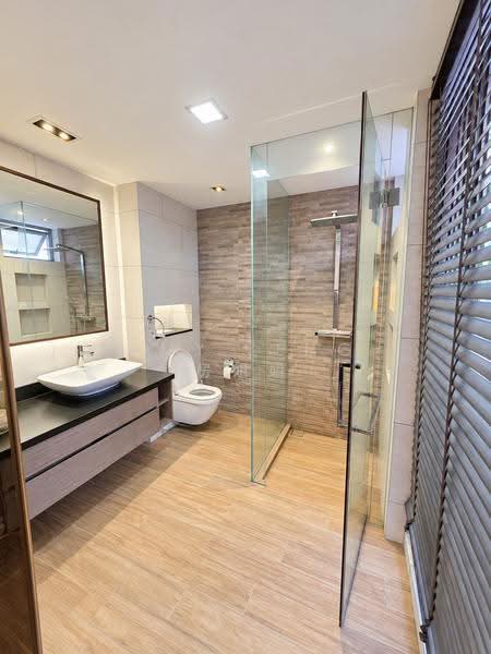 Bedok Avenue Freehold Bungalow, Bedok Ave, Bedok / Upper East Coast, 4 Bedrooms, 8,000 sqft, Detached House For Sale, by Amy Zeng 房姐姐, 500290452 - Bathroom - PropertyGuru.com.sg
