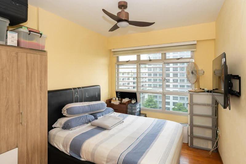 323D Sumang Walk, 323D Sumang Walk, Hougang / Punggol / Sengkang, 3 Bedrooms, 1,001 sqft, HDB Flat For Sale, by Alice Teo, 500290472 - Bedroom - PropertyGuru.com.sg