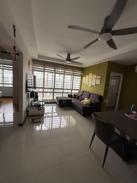 269A Compassvale Link, 269A Compassvale Link, Hougang / Punggol / Sengkang, 3 Bedrooms, 969 sqft, HDB Flat For Sale, by Jessica Ong, 500290489 - Living Room - PropertyGuru.com.sg