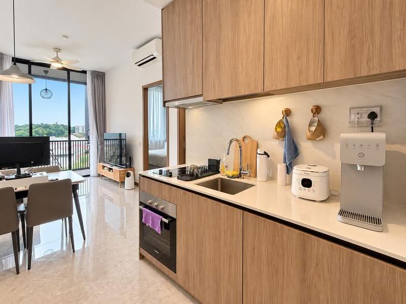 Parc Komo, 963B Upper Changi Road North, Changi Airport / Changi Village, 1 Bedroom, 484 sqft, Condominium For Sale, by Eugen Tan, 500290495 - Kitchen - PropertyGuru.com.sg