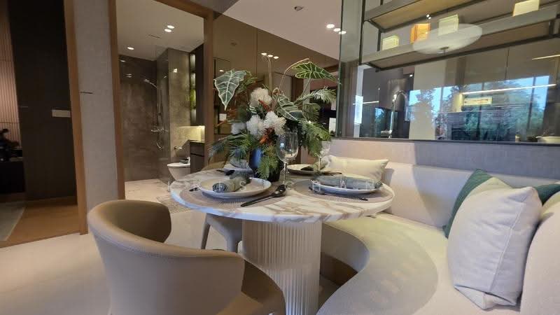 Kassia, 31 Flora Drive, Changi Airport / Changi Village, 2 Bedrooms, 753 sqft, Condominium For Sale, by Kris Chan, 500290525 - PropertyGuru.com.sg