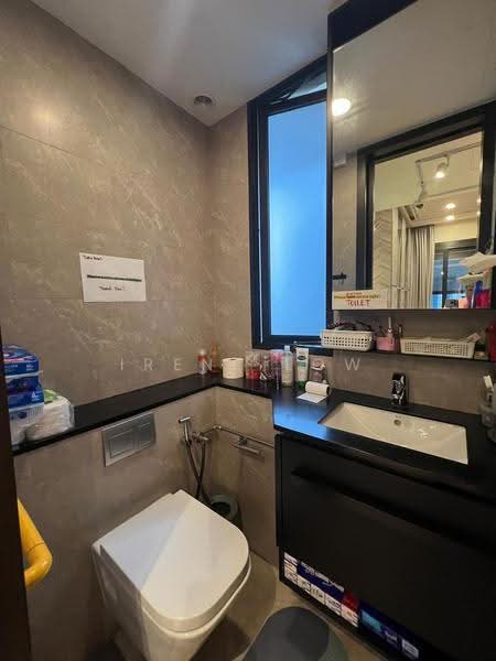 Park Colonial, 12 Woodleigh Lane, Macpherson / Potong Pasir, 5 Bedrooms, 1,711 sqft, Condominium For Sale, by Irene Low, 500290528 - Powder Room - PropertyGuru.com.sg