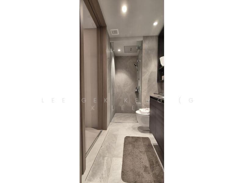 Lucerne Grand, Lakeside Drive, Boon Lay / Jurong / Tuas, 2 Bedrooms, 624 sqft, Condominium For Sale, by Lee Gek Keng (G K Lee), 500290537 - Bathroom - PropertyGuru.com.sg