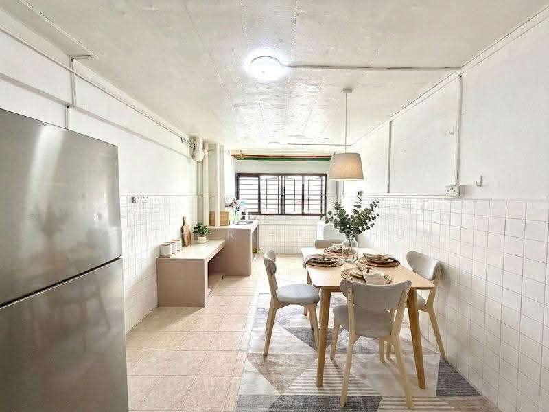 119 Hougang Avenue 1, 119 Hougang Avenue 1, Hougang / Punggol / Sengkang, 2 Bedrooms, 721 sqft, HDB Flat For Sale, by Catherine Chua, 500290542 - Kitchen - PropertyGuru.com.sg