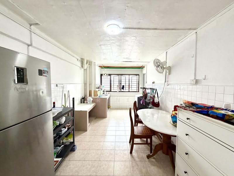 119 Hougang Avenue 1, 119 Hougang Avenue 1, Hougang / Punggol / Sengkang, 2 Bedrooms, 721 sqft, HDB Flat For Sale, by Catherine Chua, 500290542 - PropertyGuru.com.sg