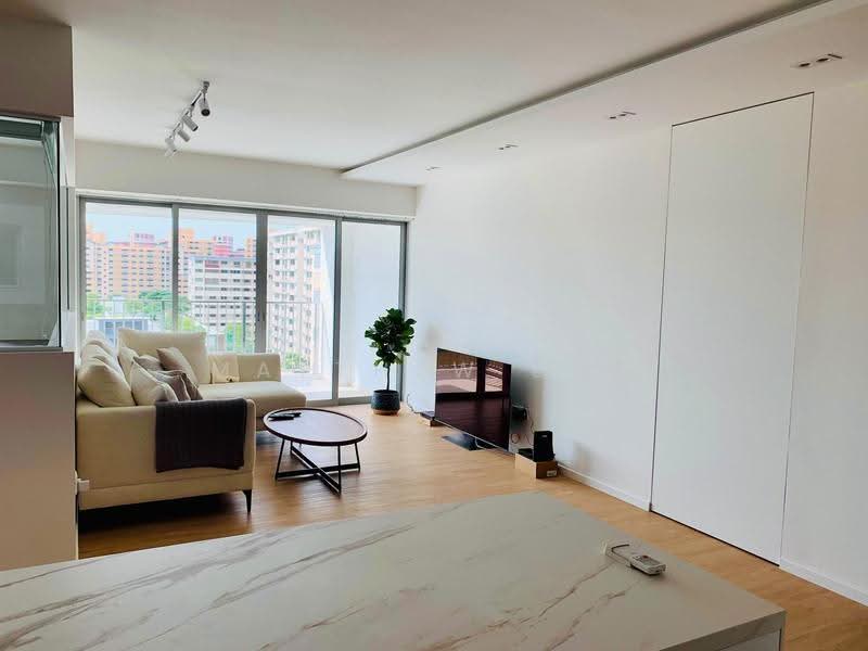 518B Tampines Central 7, 518B Tampines Central 7, Pasir Ris / Tampines, 3 Bedrooms, 1,216 sqft, HDB Flat For Sale, by Matthew Lam, 500290545 - Living Room - PropertyGuru.com.sg