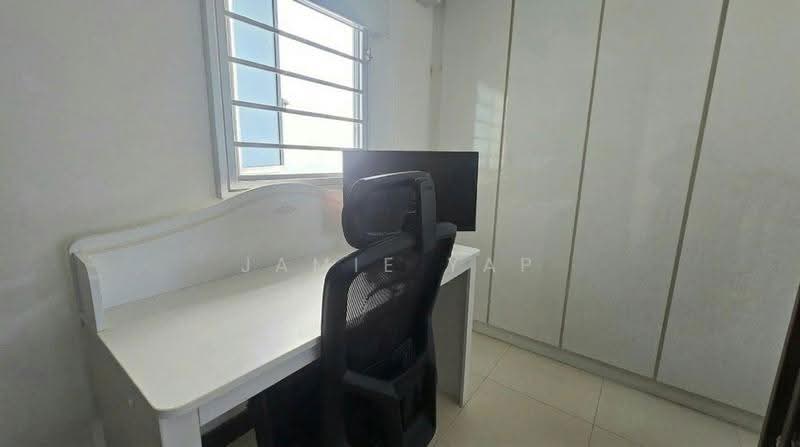 988B Buangkok Green, 988B Buangkok Green, Hougang / Punggol / Sengkang, 3 Bedrooms, 1,001 sqft, HDB Flat For Sale, by Jamie Yap, 500290546 - Study - PropertyGuru.com.sg