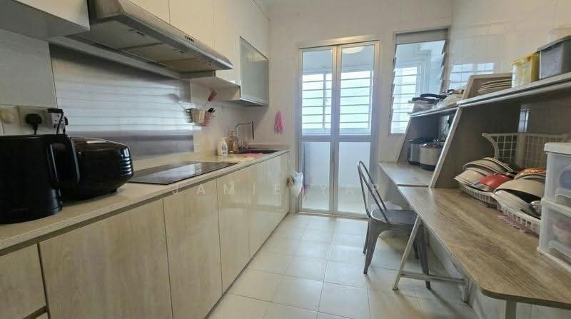988B Buangkok Green, 988B Buangkok Green, Hougang / Punggol / Sengkang, 3 Bedrooms, 1,001 sqft, HDB Flat For Sale, by Jamie Yap, 500290546 - Kitchen - PropertyGuru.com.sg
