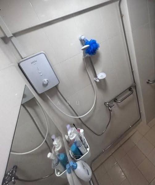 7 Saint George's Lane, 7 Saint George's Lane, Balestier / Toa Payoh, 1 Bedroom, 450 sqft, HDB Flat For Rent, by Abu ., 500290547 - Bathroom - PropertyGuru.com.sg