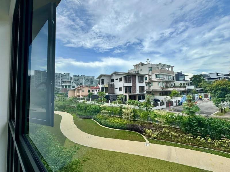 The Watergardens at Canberra, 37 Canberra Drive, Sembawang / Yishun, 3 Bedrooms, 904 sqft, Condominium For Sale, by Matthew Lam, 500290548 - Exterior - PropertyGuru.com.sg