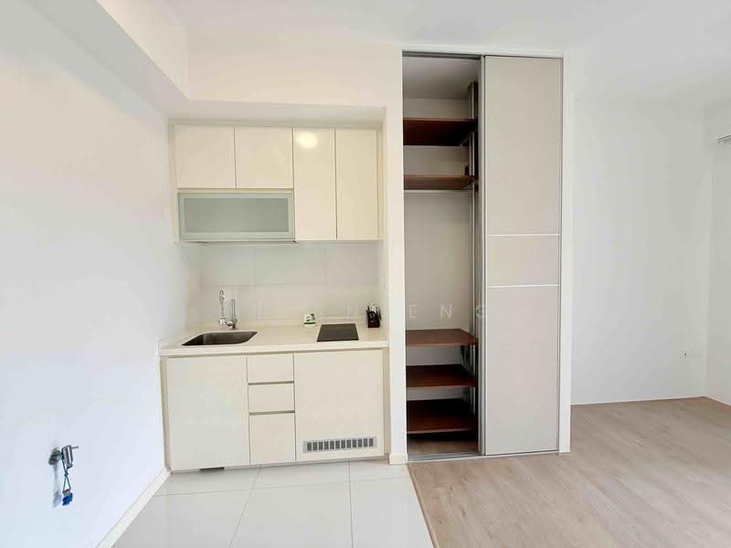 Heron Bay, 61 Upper Serangoon View, Hougang / Punggol / Sengkang, Studio, 300 sqft, Condominium For Rent, by Brian Eng, 500290550 - Kitchen - PropertyGuru.com.sg