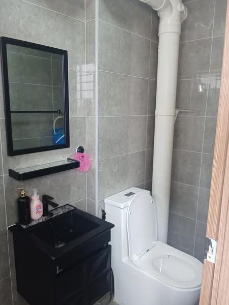 152 Yung Ho Road, 152 Yung Ho Road, Boon Lay / Jurong / Tuas, 3 Bedrooms, 1,001 sqft, HDB Flat For Rent, by Abu ., 500290554 - Bathroom - PropertyGuru.com.sg