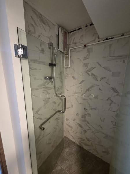 Premier @ Kaki Bukit, 8 Kaki Bukit Avenue 4, Eunos / Geylang / Paya Lebar, 650 sqft, Factory / Workshop (B2) For Rent, by Alice Teo, 500290571 - Bathroom - CommercialGuru.com.sg
