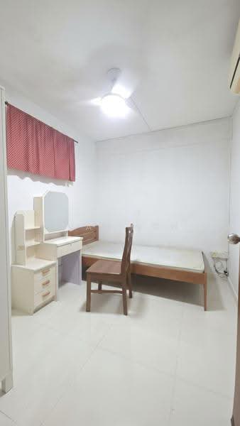 423 Ang Mo Kio Avenue 3, 423 Ang Mo Kio Avenue 3, Ang Mo Kio / Bishan / Thomson, Room Rental, 130 sqft, HDB Flat For Rent, by Ivan Koh, 500290573 - Bedroom - PropertyGuru.com.sg