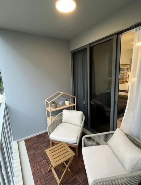 The Florence Residences, 99 Hougang Avenue 2, Hougang / Punggol / Sengkang, 1 Bedroom, 527 sqft, Condominium For Rent, by Alex So, 500290581 - Balcony - PropertyGuru.com.sg
